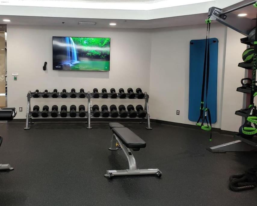 Spacious 2 Bedrooms 2 Baths. Right In Downtown La Apartamento Los Ángeles